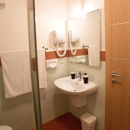 Lacroma Aparthotel Grado Room photo