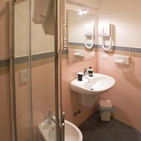 Lacroma Aparthotel Grado Exterior photo